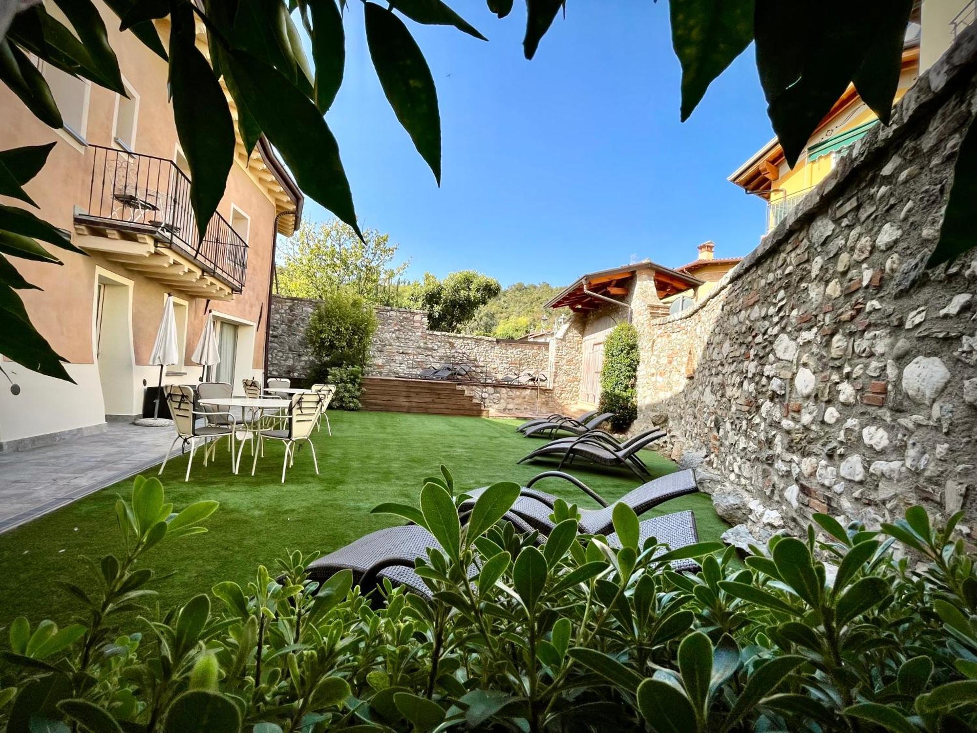 פולפנצה דל גארדה Villa Fontanelle Gardapartments מראה חיצוני תמונה