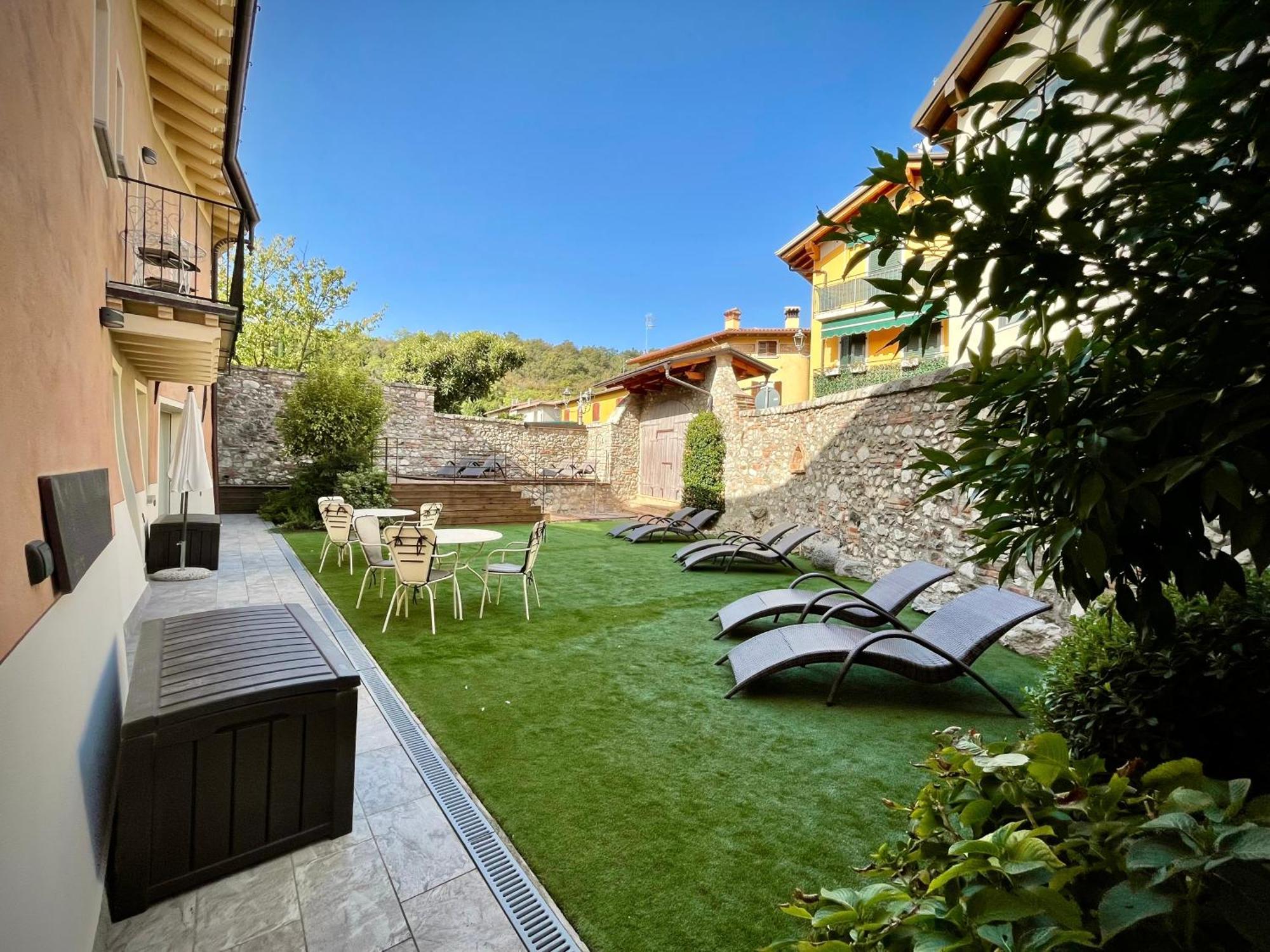 פולפנצה דל גארדה Villa Fontanelle Gardapartments מראה חיצוני תמונה
