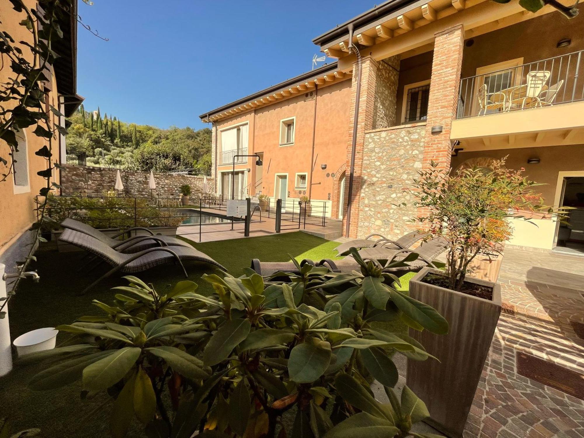 פולפנצה דל גארדה Villa Fontanelle Gardapartments מראה חיצוני תמונה